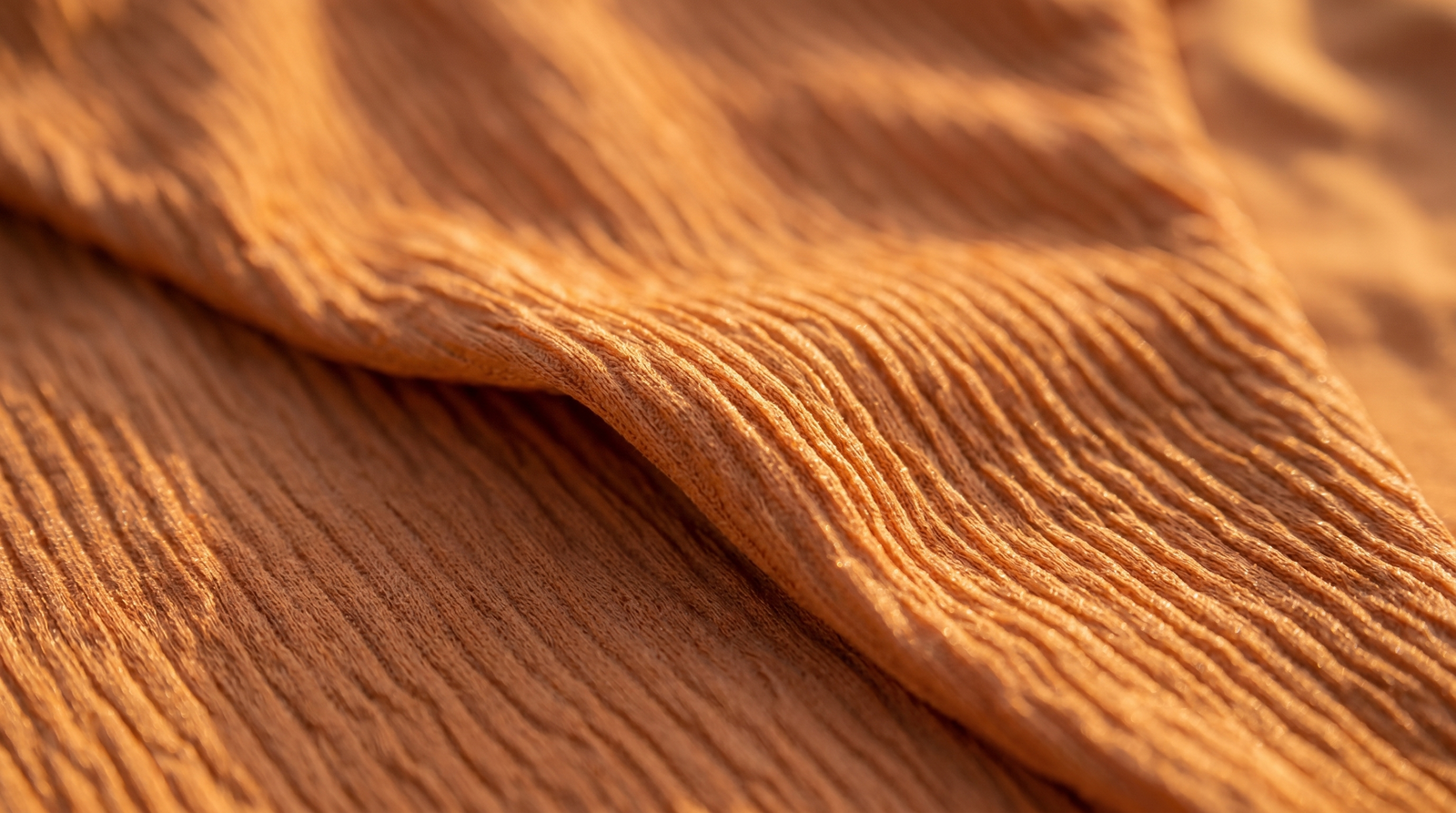 The signature Crinkle texture